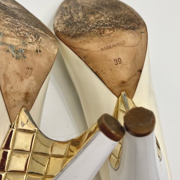 Chanel Buckle Mary Jane Wedge Pumps White Patent Leather Pumps | 39/US 8-8.5 - Picture 12 of 13